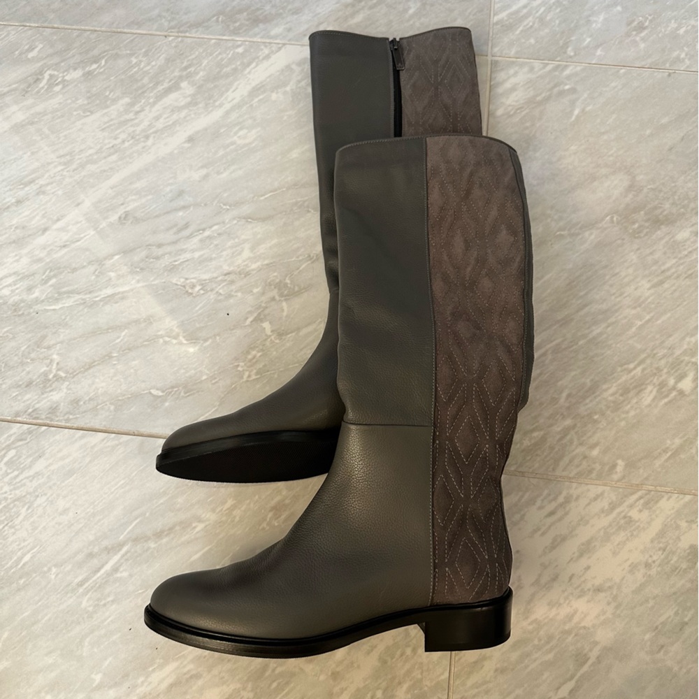 New Aquatalia boots zipper closure grey leather and suede